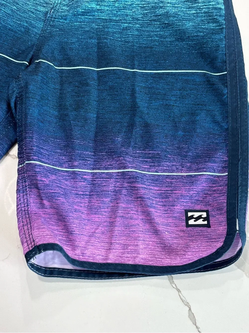 Billabong Ombre Aqua Teal to Purple Boys Board Shorts Swim Trunks Size 25 = 10
